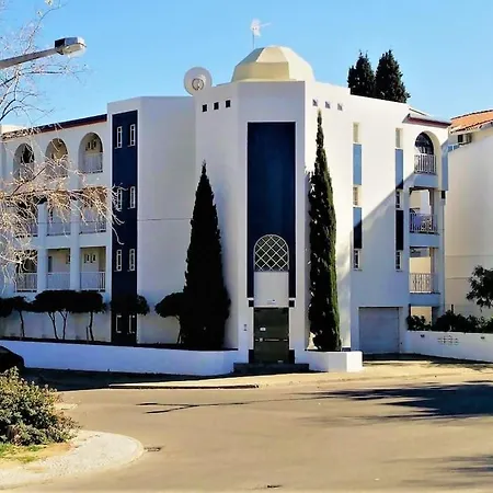 Rosa Old Town Apartment *