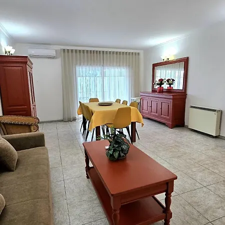 Rosa Old Town Apartment *