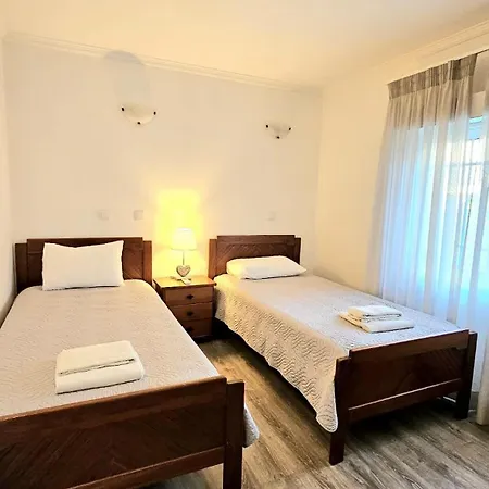 Rosa Old Town Apartment *